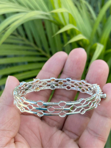 Bracelet manchette vintage en saphir multicolore naturel plaqué rhodium 10 carats, en argent sterling 925, fait main, bijoux fins, vente en gros - Product Image 3