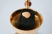 Brûleur d'encens en laiton pour Lobaan, Jasmin, Bois de Santal, Bois d'Agar, fait main, design exclusif, hauteur réglable, en maille, aromatique