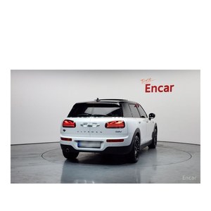 Mini Clubman Classic 2024/1 18.473 km Volante a la Izquierda Asientos de Cuero Emisión Euro V Cámara Trasera - Product Image 4