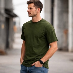 T-shirt homme vert olive uni en coton, col rond, manches courtes, logo personnalisé, streetwear - Product Image 5