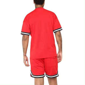 Conjunto Deportivo de Secado Rápido para Hombre 2026 al por Mayor con Camiseta de Manga Corta y Pantalones Cortos Deportivos con MUESTRA GRATUITA - Product Image 4