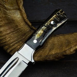 Cuchillo Bowie de Caza Vikingo Hecho a Mano OEM, Acero Inoxidable, Punta Caída, 3mm de Grosor, 13" de Longitud Total, Mango de Cuerno, Funda de Cuero - Product Image 2