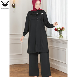 Ensemble de survêtement décontracté sur mesure pour femme, design clouté, haut long et pantalon large, tenue de sport musulmane 2 pièces - Product Image 2
