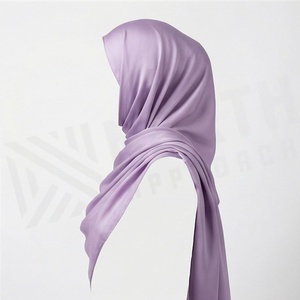 Hiyab de poliéster de color sólido para mujer, chifón suave al tacto, para uso diario, pañuelo étnico de Oriente Medio. - Product Image 3