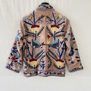 Chaqueta de algodón Suzani hecha a mano en India, chaqueta corta bordada a mano, abrigo unisex, chaqueta corta Suzani hecha a mano - Product Image 6