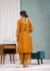 Collection traditionnelle pakistanaise et indienne, ensemble de 3 pièces, broderie lourde, soie chinnon, salwar kameez, motifs fantaisie purs, séchage rapide pour les fêtes - Product Image 4