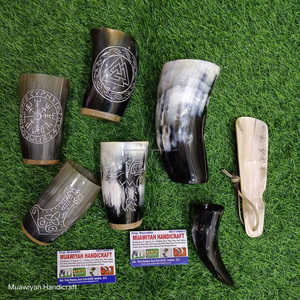 Décorations de Noël en corne de bœuf véritable personnalisées de haute qualité, écologiques, polies, parfaites pour boire comme les Vikings - Product Image 1