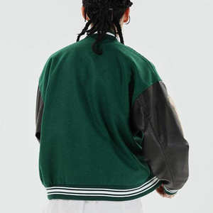 Chaqueta Letterman para hombre, cuerpo de lana, mangas de cuero, estilo béisbol universitario, cierre frontal con botones a presión, informal. - Product Image 2