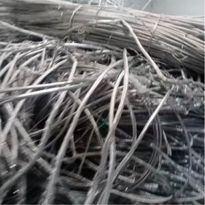 Chatarra de Alambre de Aluminio de Alta Pureza 99.9%, Chatarra de Cable de Aluminio Reciclable Limpia para Fundición y Uso Industrial, Precios con Descuento - Product Image 1