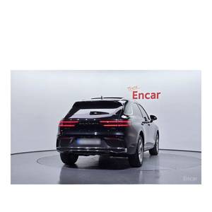 Genesis GV70 2.5T AWD 2024, SUV a Gasolina con 8,169 km, Volante a la Izquierda, Caja de Cambios Automática, Asientos de Cuero, Cámara Trasera - Product Image 4