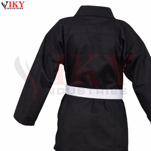 Ensemble de Kimono de Karaté Noir Confortable et Imprimé en Tissu Premium, en Polyester et Coton de Qualité Supérieure pour Arts Martiaux - Product Image 3