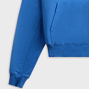 Hoodie tendance pour femme à manches longues, coutures de haute qualité, pour commandes en gros, avec capuche confortable et poche kangourou - Product Image 3