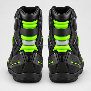 Bottines modernes conçues pour la conduite quotidienne, avec une structure de soutien, des matériaux confortables, des semelles durables et un ajustement sûr. - Product Image 2