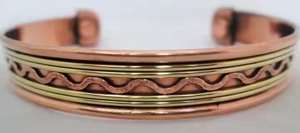 Bracelets manchette en laiton magnétiques pour femmes, style mode, fabrication artisanale, vente en gros, prix export, directement du fabricant indien - Product Image 5