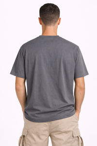 Camiseta clásica de cuello redondo para hombre Charcoal, de algodón suave y transpirable, estilo atemporal y comodidad para el día a día. - Product Image 3