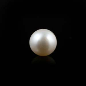 Natural White Freshwater Coin Pearl 5.4 Carat Loose Gemstone for Jewelry Making - Product Image 2