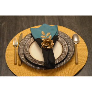 Anneau de serviette en métal en forme de fleur, largeur 4,5 cm, style glamour pour la décoration de table de mariage - Product Image 3