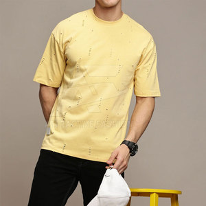 Ropa Casual a la Moda con Atractivo Moderno, Camiseta Desgastada para un Estilo Versátil - Product Image 5