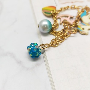 Perles en alliage époxy licorne, colorées, en forme de cœur arc-en-ciel – Décoration pour fêtes, remises de diplômes, anniversaires et usage quotidien - Product Image 4