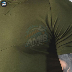 เสื้อยืดออกกำลังกายแขนสั้นสำหรับผู้ชายคุณภาพสูง ระบายอากาศได้ดี สวมใส่สบาย ผลิตจากผ้าโพลีเอสเตอร์ 100% - Product Image 6