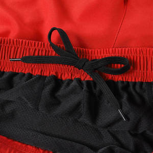 Conjunto de uniforme de golf para hombre con logotipo personalizado y tela ligera, elegante uniforme de equipo de golf con camisa polo y pantalón corto - Product Image 5