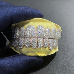 Grillz de Plata de Ley S925 Personalizados con Moissanita VVS, Joyería Hip Hop Iced Out para la Boca, Regalo Personalizado Bling para Él - Product Image 5