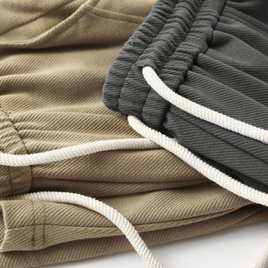 Shorts de bain décontractés pour hommes, style vintage, avec logo tissé sur le devant, taille élastique et cordon de serrage, 100 % polyester, séchage rapide - Product Image 3