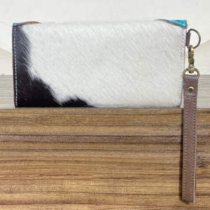 Portefeuille long en cuir véritable de vachette de haute qualité pour femme, avec blocage RFID, porte-cartes et pochette à monnaie, fait main, orné d'un concho - Product Image 5