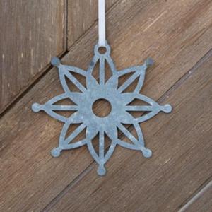 Adorno Navideño Metálico Colgante con Estrella Brillante y Corona de Estrellas, Decoración Rústica para Hogar y Jardín, Precio Económico - Product Image 6