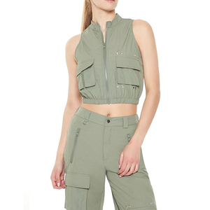 Chaqueta Corta Acolchada Transpirable de Punto para Mujer, Corte Ajustado, Múltiples Bolsillos, Cierre Completo, Sin Mangas - Product Image 2