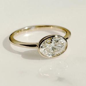 Bague de fiançailles Gemver pour femme en or jaune 14 carats avec diamant de laboratoire, sertissage clos, 2 carats, taille poire, couleur F, clarté VS1, IGI - Product Image 4