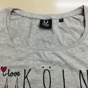 เสื้อยืดผ้าฝ้ายผสมวิสคอสแบบลำลองสำหรับผู้หญิงดีไซน์เพรียวบางพร้อมแขนสั้นพิมพ์โลโก้บนหน้าอก - Product Image 3