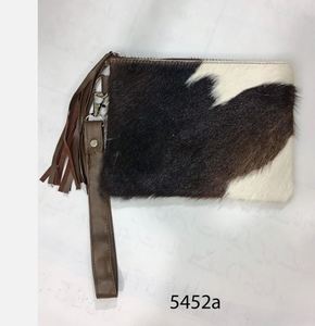 Pochette de soirée en cuir de vachette noir et blanc, double face, 8" x 6" - Product Image 1