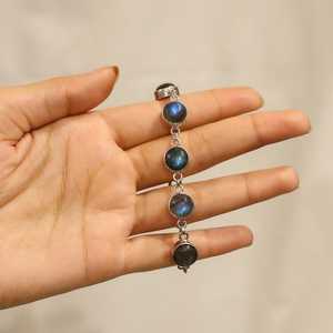 Pulsera de labradorita en plata de ley, ajustable, con piedra preciosa redonda, joyería de piedra preciosa azul místico, regalo para mujer - Product Image 5