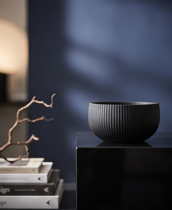 Tazón Negro Minimalista Contemporáneo, Texturizado, Artístico, Escultural, para Cocina, Comedor, Vajilla - Product Image 3