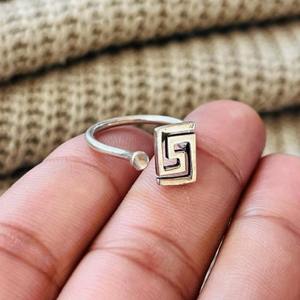 Anillo minimalista de latón con diseño griego de meandro, espiral geométrica cuadrada, chapado en plata, estilo tribal bohemio, al por mayor, para hombre. - Product Image 6
