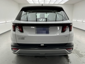 พรีเมียม ดีลักซ์ ลักชัวรี สำหรับรถ Tucson SE AWD SUV ปี 2025 พร้อมเบาะหนัง - Product Image 3