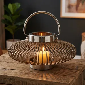 Lanterne décorative en métal avec poignée, finition antique, pour la décoration de la maison, du jardin, du patio, des mariages et des tables. - Product Image 3