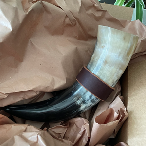 Corne à boire viking de qualité supérieure, faite à la main, écologique, sans danger pour les aliments, en corne de buffle naturelle pour la bière FAIZA CRAFT - Product Image 1