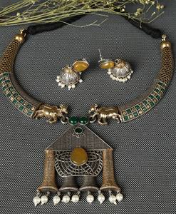 Parure de bijoux de mariée style temple bicolore bohème plaqué or antique avec pendentifs en jade et perles pour cadeau de mariage - Product Image 2