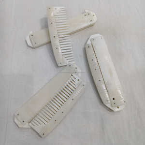 Peine de hueso natural pulido a mano, ecológico, accesorios para el cabello de uso profesional, para hombres y mujeres, regalo de boda a bajo precio - Product Image 5