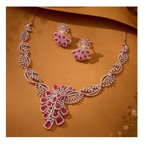 Ensemble de colliers en laiton imitation bijoux de qualité supérieure pour femmes, hypoallergénique et résistant à la transpiration, idéal pour offrir en cadeau - Product Image 6