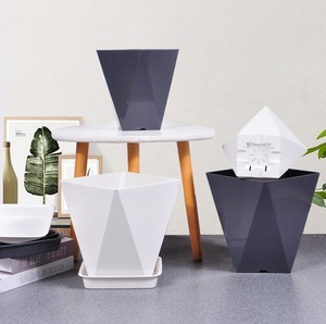 GT10 Pot de fleurs géométrique en résine sans BPA avec plateau assorti, pot carré pour plantes d'intérieur et décoration moderne de la maison - Product Image 2