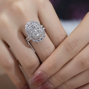 Anillo de Compromiso Clásico con Diamante de Corte Ovalado, Engaste de Garras, Joyería Fina para Mujer - Product Image 3