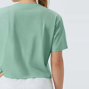 Nuevo Top Corto de Punto para Mujer, Camisetas con Logotipo Personalizado, Servicio OEM, Impresión Personalizada, 100% Algodón Transpirable, Ropa Urbana - Product Image 2