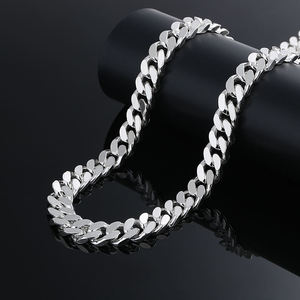 Collar de Cadena Cubana de Plata de Ley para Hombre de Alta Calidad con Diamantes Cultivados en Laboratorio - Product Image 1