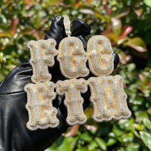 Collier avec pendentif personnalisé en lettres graffiti hip-hop, serti de pierres CZ, bijoux bling pour hommes - Product Image 4