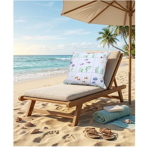 Housse de coussin carrée personnalisée en broderie artisanale motif vie marine, 100% coton lavable, style vintage, taie d'oreiller avec fermeture éclair pour la maison - Product Image 1