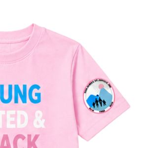 Camiseta Rosa de Manga Corta con Cuello Redondo y Diseño Gráfico para Niñas, Ropa Cómoda para la Escuela y Uso Diario - Product Image 6