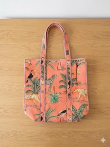 Sac fourre-tout en coton matelassé imprimé jungle, fait main, écologique, réutilisable, sac d'épicerie, esthétique douce, sac fourre-tout pour tous les jours - Product Image 2